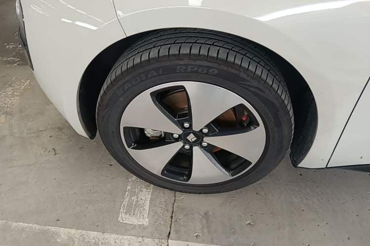 Used Baojun Cloud 2023 460 Pro Left Front Wheel Hub