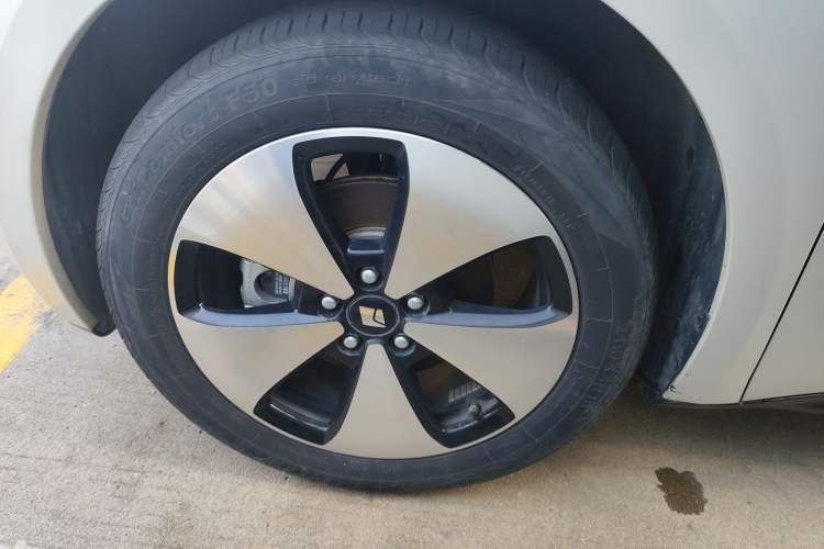 Used Baojun Cloud 2023 460 Max Left Front Wheel Hub