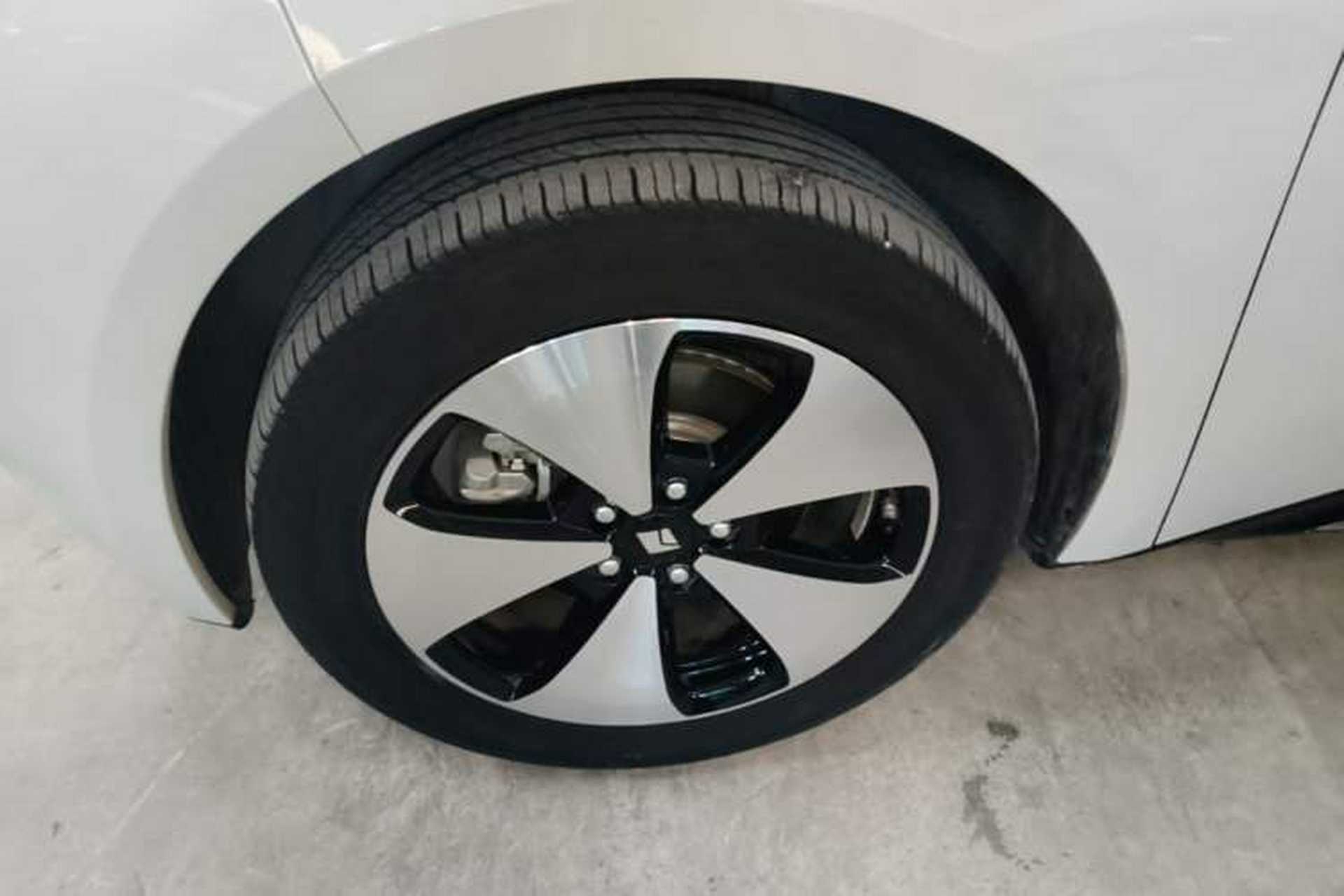 Used Baojun Cloud 2023 460 Max Left Front Wheel Hub