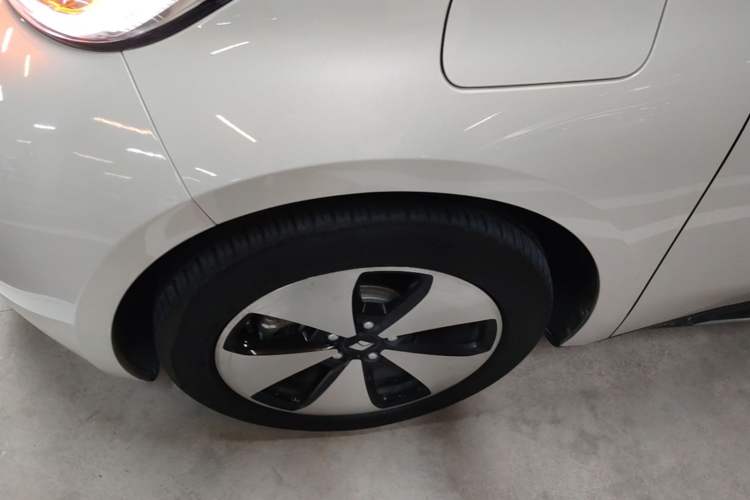 Used Baojun Cloud 2023 460 Max Left Front Wheel Hub