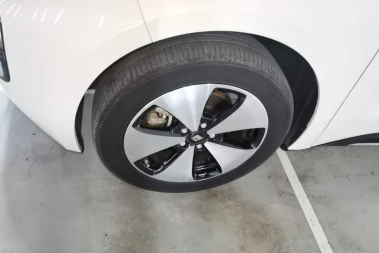 Used Baojun Cloud 2023 460 Pro Left Front Wheel Hub
