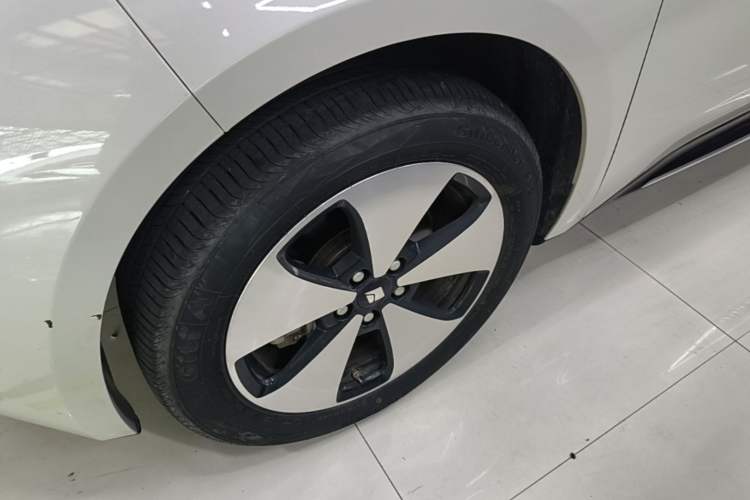 Used Baojun Cloud 2023 460 Pro Left Front Wheel Hub