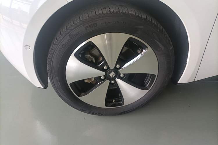 Used Baojun Cloud 2023 460 Max Left Front Wheel Hub