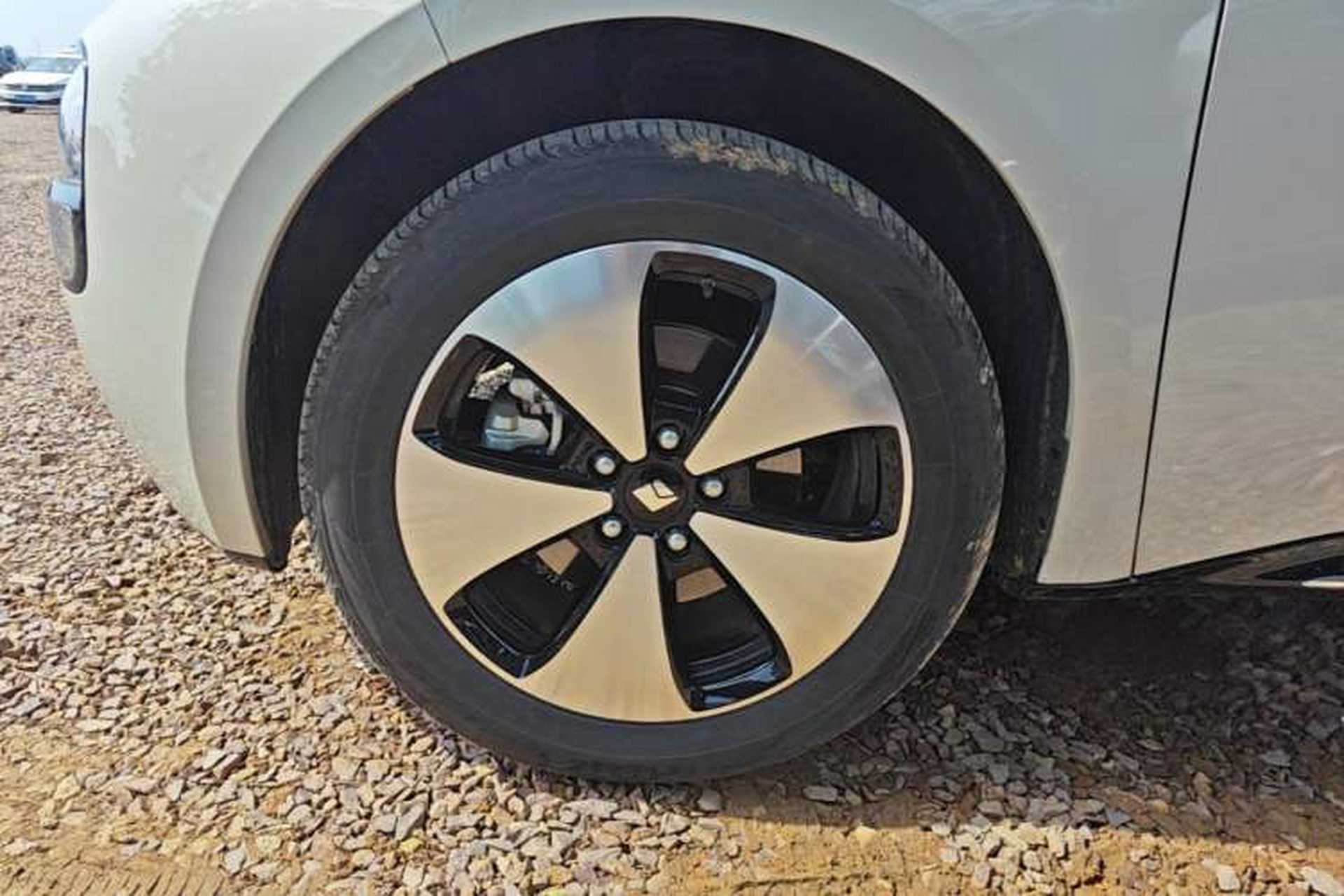 Used Baojun Cloud 2023 460 Max Left Front Wheel Hub