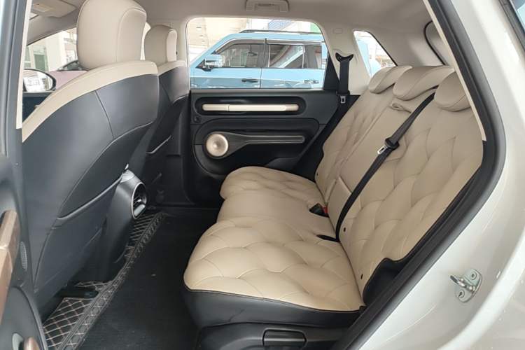 Used Baojun Cloud 2023 460 Max Lingxi Version Left Rear Seat