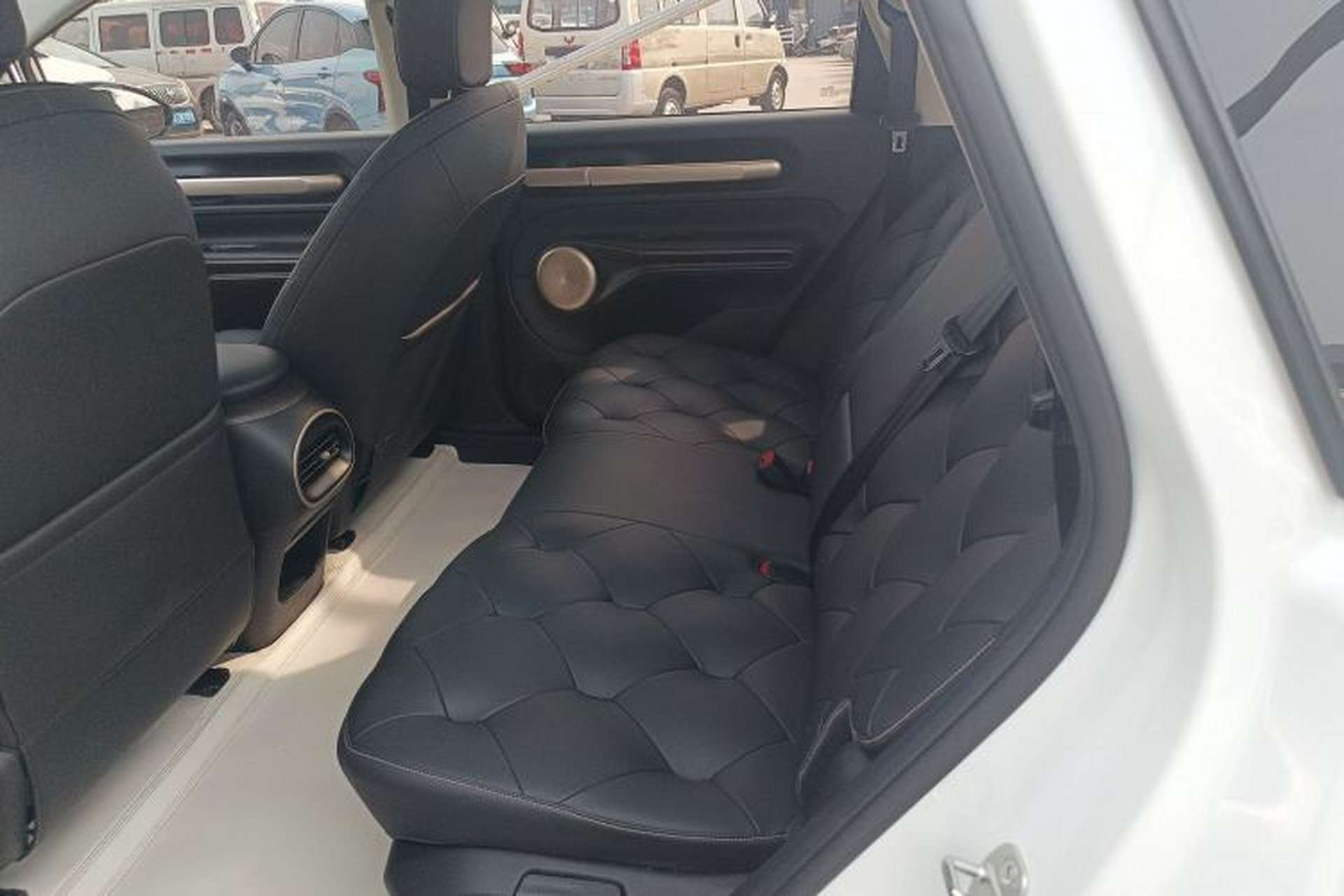 Used Baojun Cloud 2023 460 Max Lingxi Version Left Rear Seat