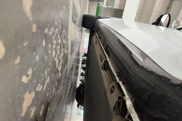 Used Baojun Cloud 2023 460 Max Lingxi Version Left Side Sill