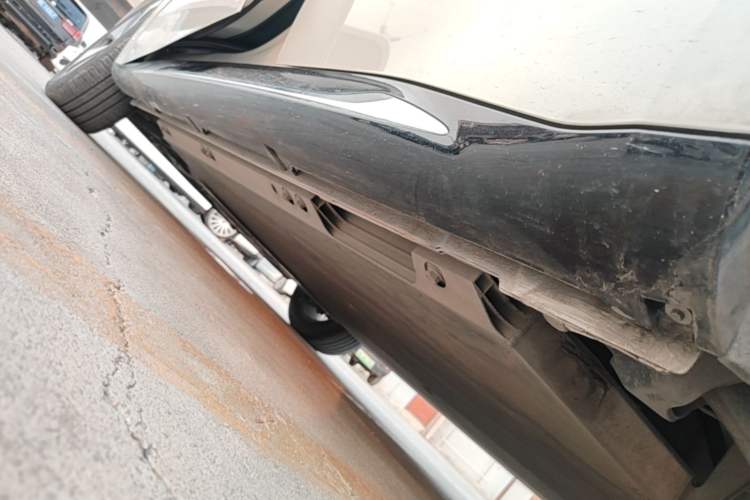 Used Baojun Cloud 2023 460 Pro Left Side Sill