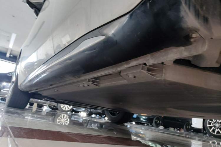 Used Baojun Cloud 2023 460 Max Left Side Sill