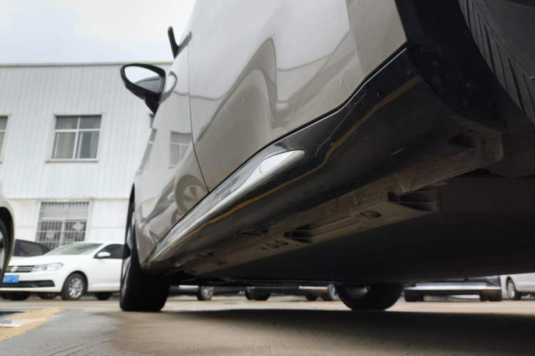 Used Baojun Cloud 2023 460 Max Left Side Sill