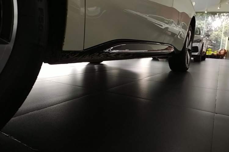 Used Baojun Cloud 2023 460 Pro Left Side Sill