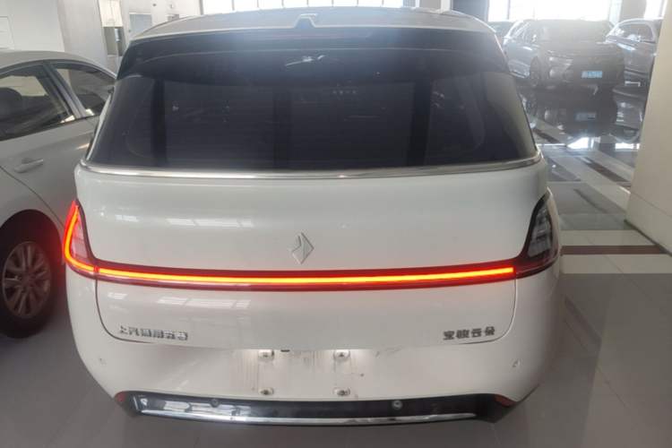 Used Baojun Cloud 2023 460 Max Rear
