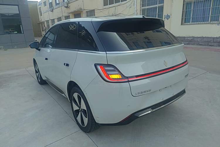 Used Baojun Cloud 2023 460 Max Rear Left 45 Deg