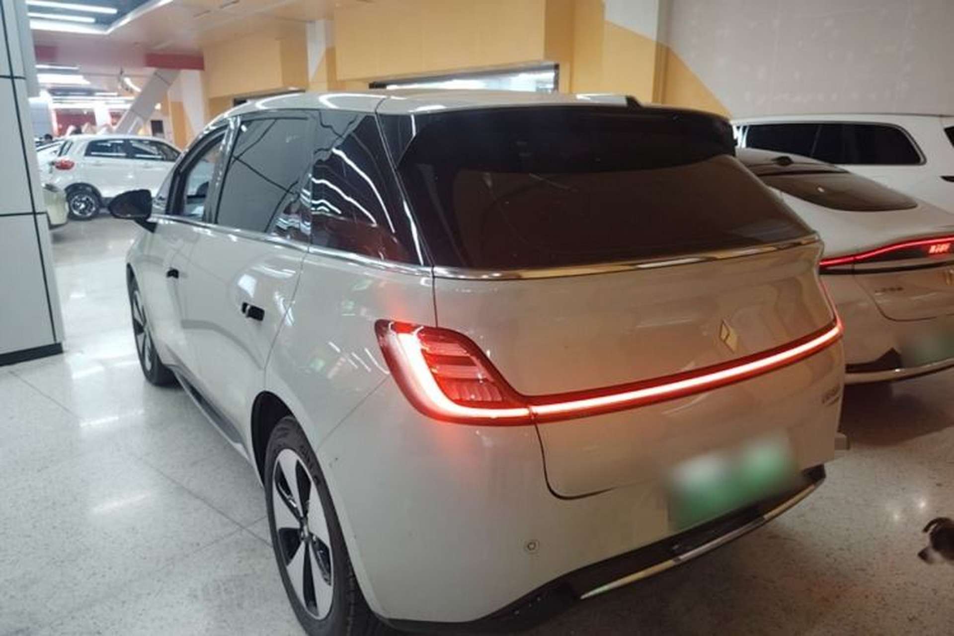 Used Baojun Cloud 2023 460 Max Rear Left 45 Deg