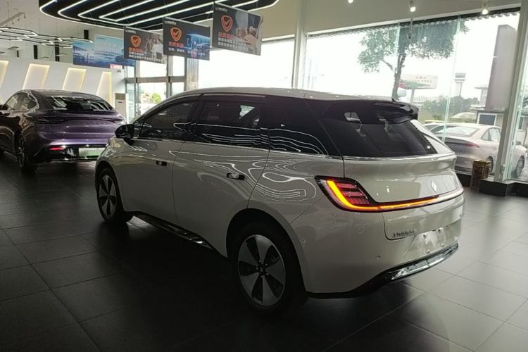 Used Baojun Cloud 2023 460 Pro Rear Left 45 Deg