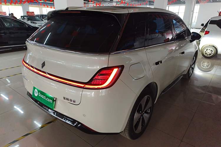 Used Baojun Cloud 2023 460 Max Rear Right 45 Deg