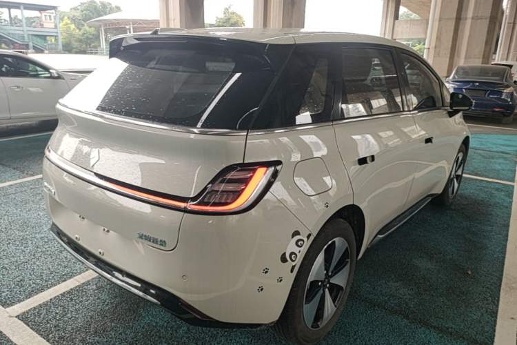 Used Baojun Cloud 2023 460 Pro Rear Right 45 Deg