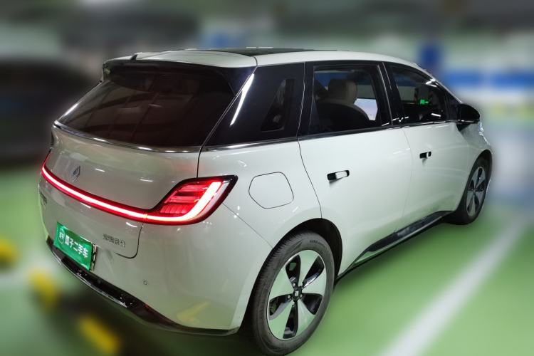 Used Baojun Cloud 2023 460 Max Rear Right 45 Deg
