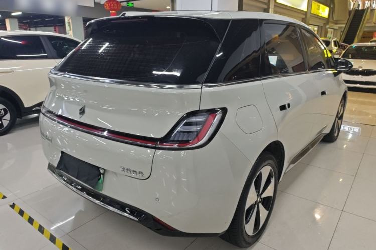 Used Baojun Cloud 2023 460 Max Rear Right 45 Deg
