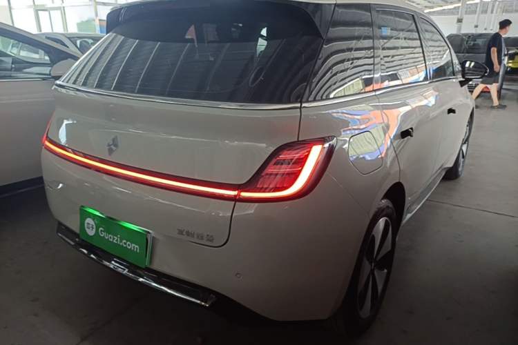 Used Baojun Cloud 2023 460 Max Rear Right 45 Deg