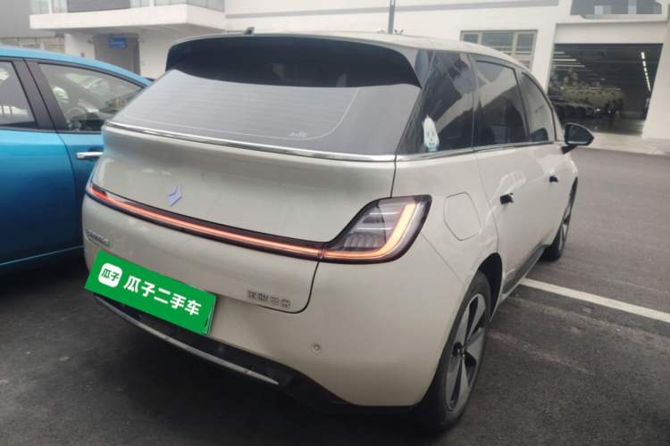 Used Baojun Cloud 2023 460 Max Rear Right 45 Deg
