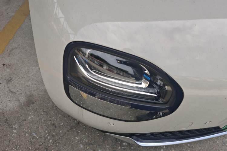 Used Baojun Cloud 2023 460 Max Lingxi Version Right Front Headlight