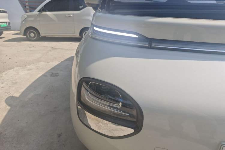 Used Baojun Cloud 2023 460 Pro Right Front Headlight