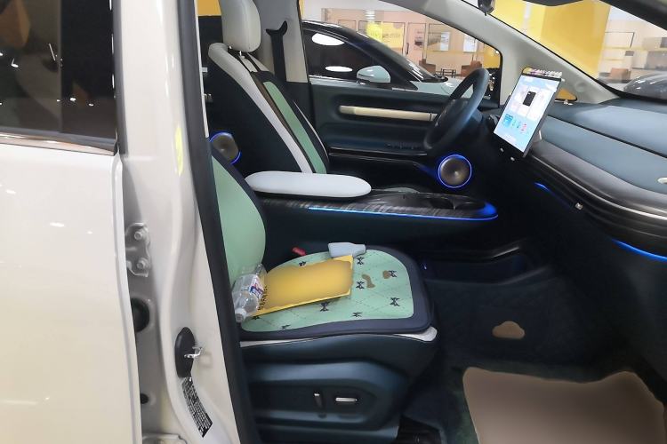 Used Baojun Cloud 2023 460 Max Lingxi Version Right Front Seat