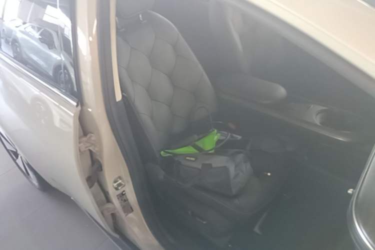 Used Baojun Cloud 2023 460 Max Right Front Seat