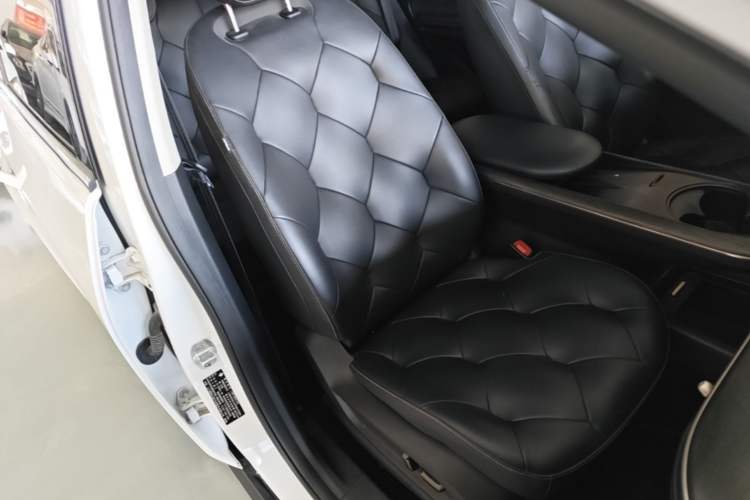 Used Baojun Cloud 2023 460 Max Right Front Seat