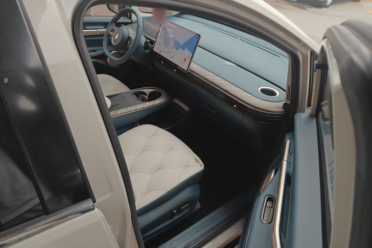 Used Baojun Cloud 2023 460 Max Lingxi Version Right Front Seat