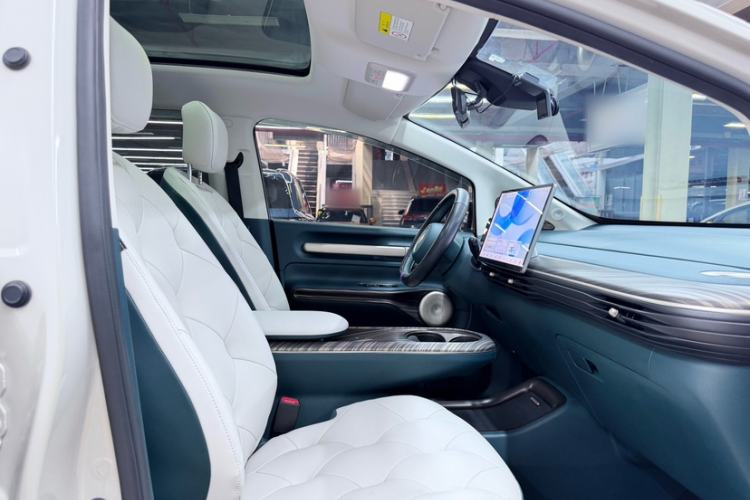 Used Baojun Cloud 2023 460 Max Right Front Seat
