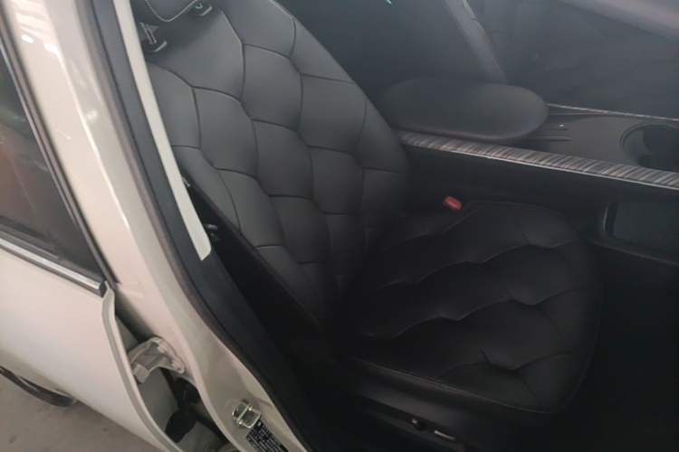 Used Baojun Cloud 2023 460 Max Right Front Seat