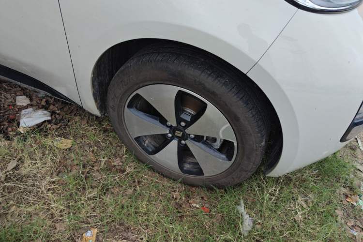 Used Baojun Cloud 2023 460 Max Right Front Wheel Hub
