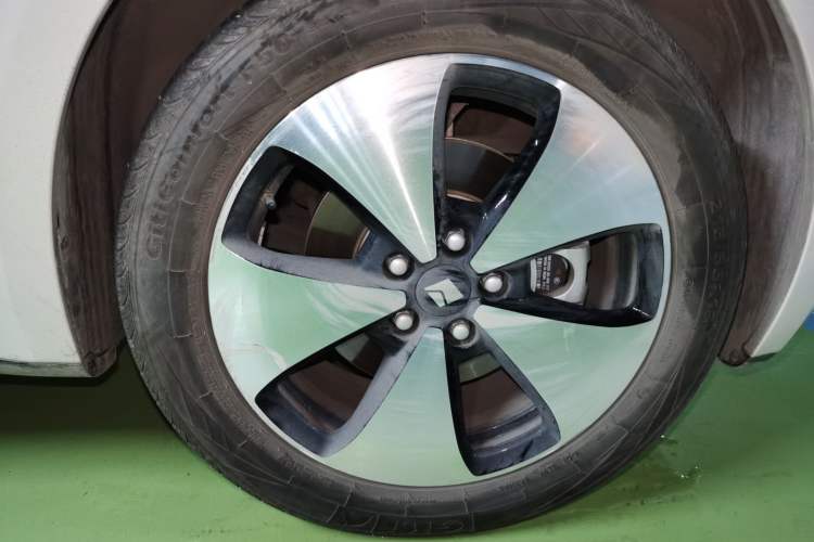 Used Baojun Cloud 2023 460 Max Right Front Wheel Hub