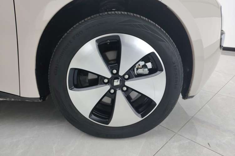Used Baojun Cloud 2023 460 Max Right Front Wheel Hub