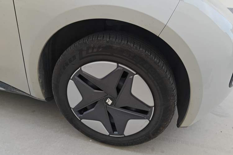 Used Baojun Cloud 2023 360 Pro Right Front Wheel Hub