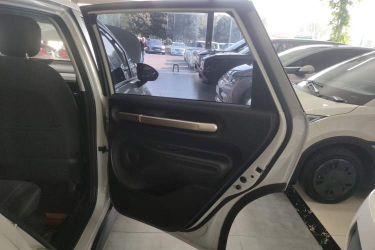 Used Baojun Cloud 2023 360 Plus Right Rear Door Interior