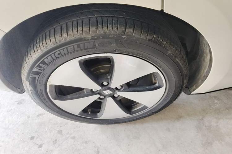 Used Baojun Cloud 2023 460 Max Right Rear Wheel Hub