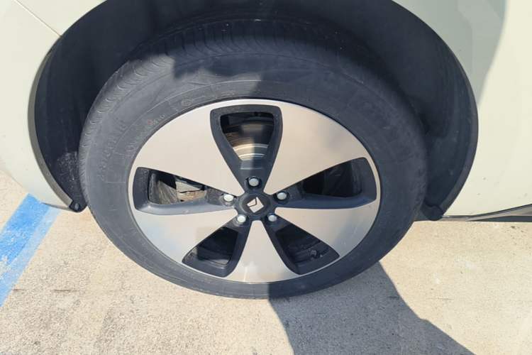 Used Baojun Cloud 2023 460 Max Right Rear Wheel Hub