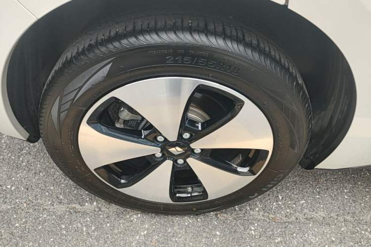 Used Baojun Cloud 2023 460 Pro Right Rear Wheel Hub
