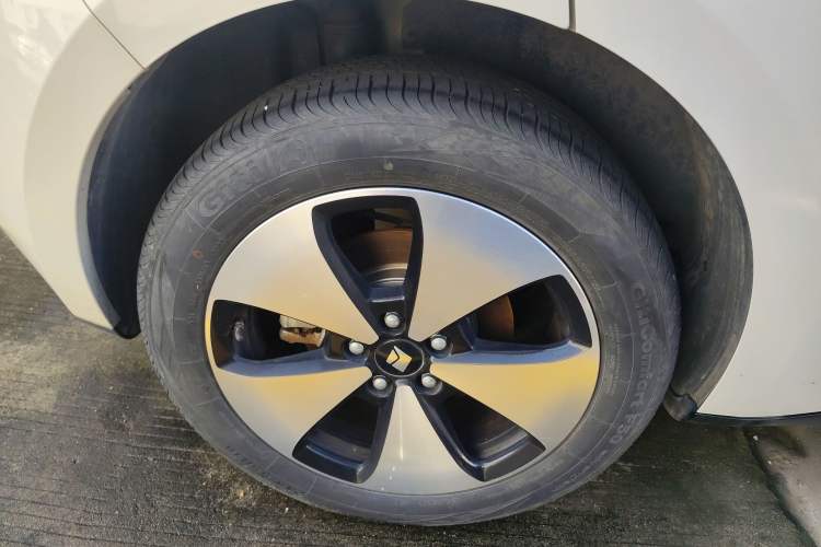Used Baojun Cloud 2023 460 Max Right Rear Wheel Hub