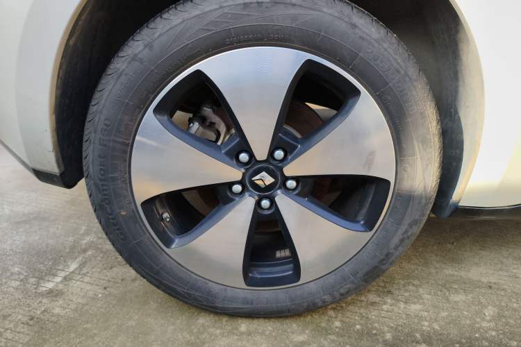 Used Baojun Cloud 2023 460 Max Right Rear Wheel Hub