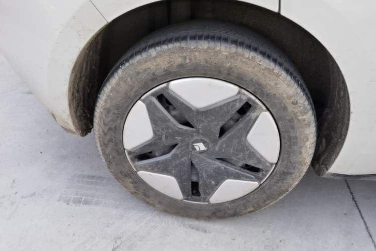Used Baojun Cloud 2023 360 Plus Right Rear Wheel Hub