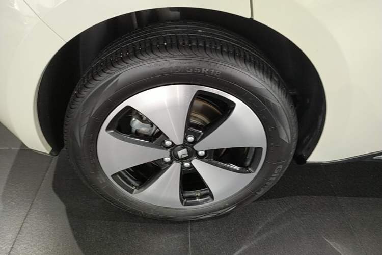 Used Baojun Cloud 2023 460 Pro Right Rear Wheel Hub