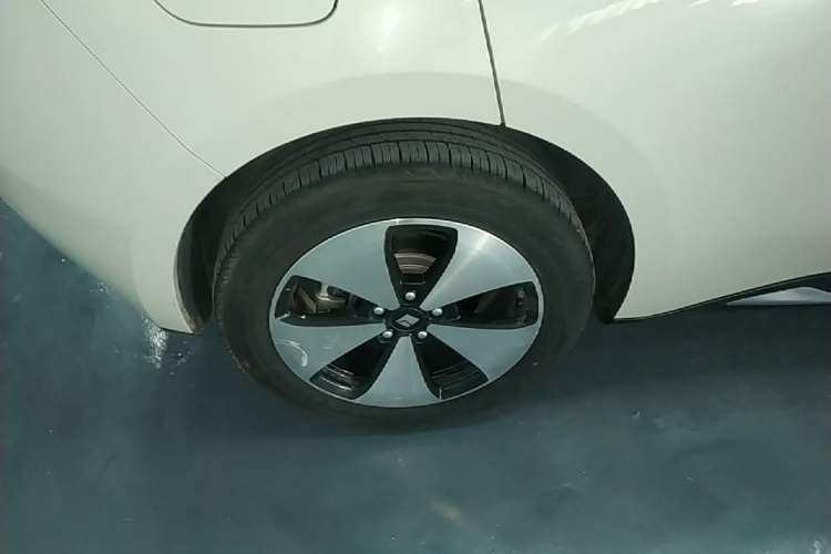 Used Baojun Cloud 2023 460 Pro Right Rear Wheel Hub