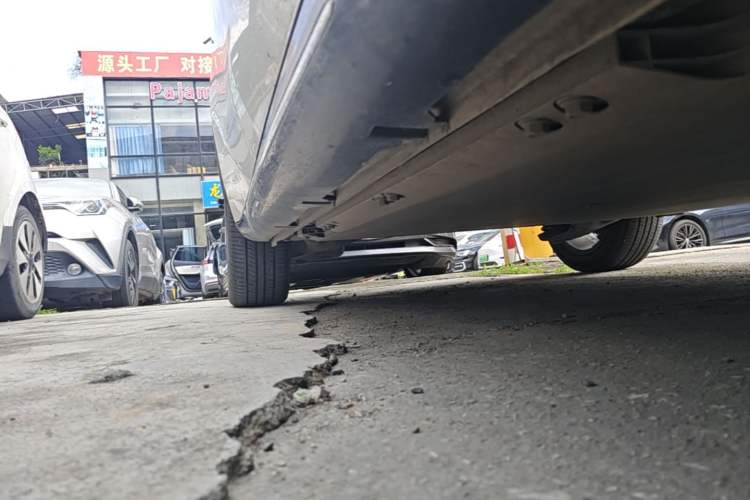 Used Baojun Cloud 2023 460 Max Lingxi Version Right Side Sill