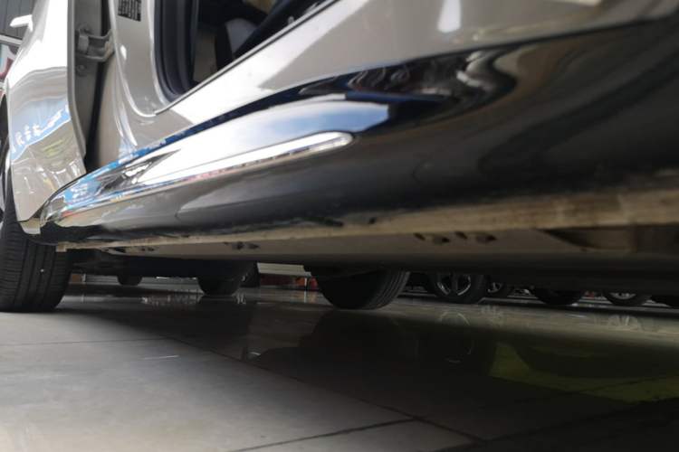 Used Baojun Cloud 2023 460 Max Right Side Sill