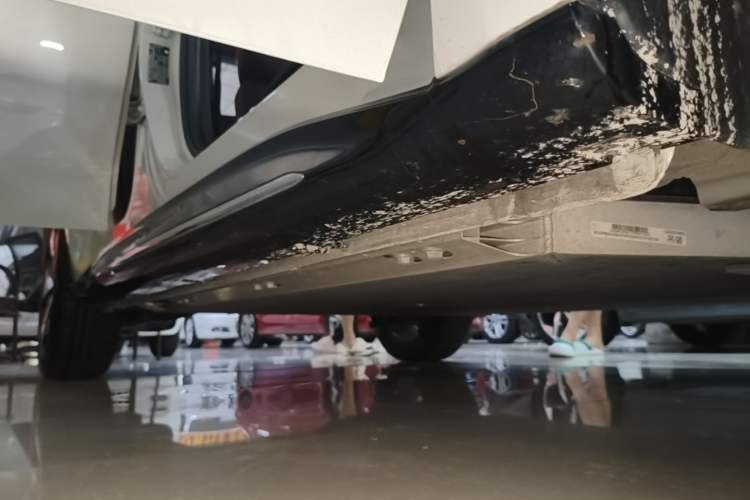 Used Baojun Cloud 2023 460 Pro Right Side Sill