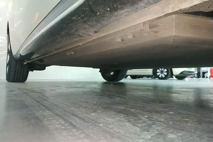 Used Baojun Cloud 2023 460 Pro Right Side Sill